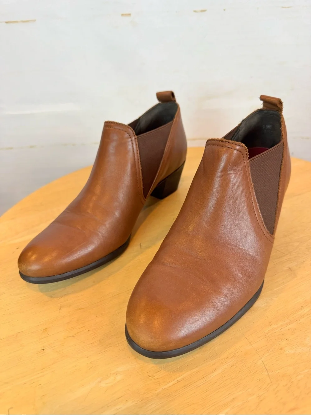 Munro | Leather Pull-On Ankle Bootie, 9.5